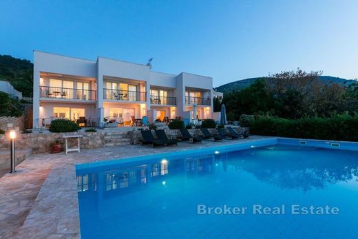 Villa in Vis, Town of Vis