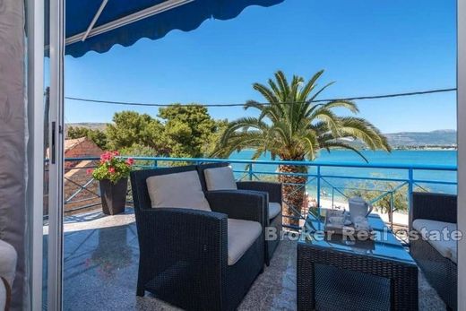 Вилла, Čiovo, Grad Trogir