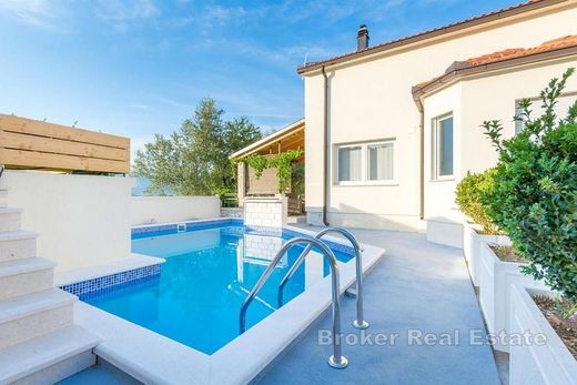 Villa in Čiovo, Grad Trogir
