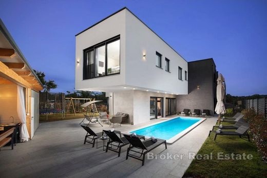 Villa Medulin, Istria