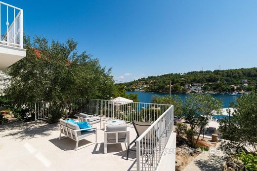 Villa in Šolta, Split-Dalmatia