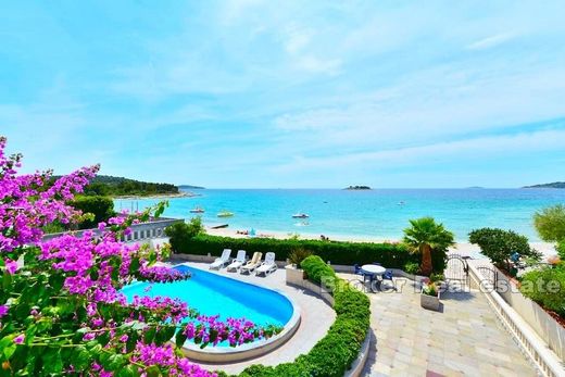 빌라 / Rogoznica, Rogoznica Općina