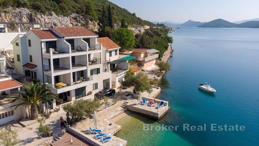 别墅  Ploče, Grad Ploče