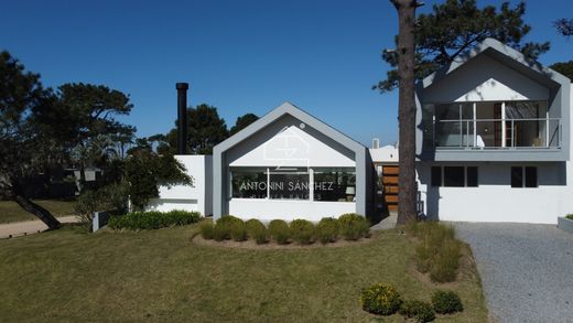 Casa Independente - José Ignacio, Garzón
