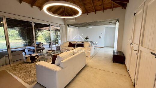 Detached House in Punta del Este, Punta Del Este