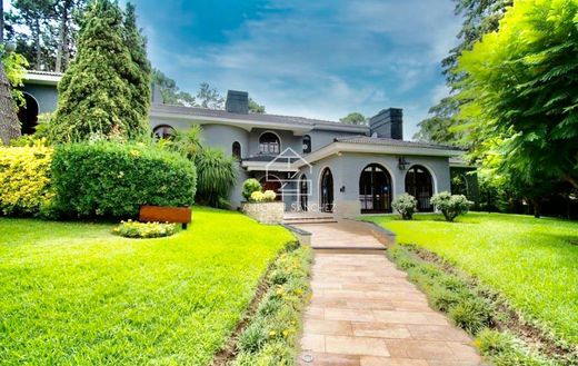 Detached House in Punta del Este, Punta Del Este