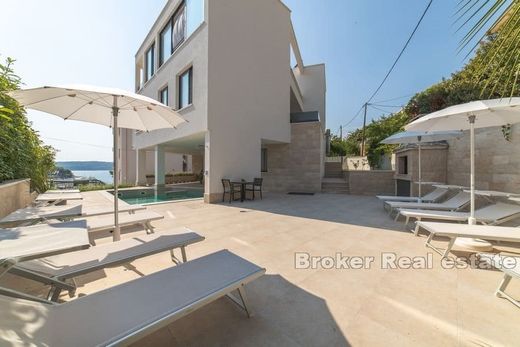 Villa in Čiovo, Grad Trogir