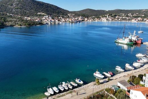 로프트하우스 / Marina, Split-Dalmatia