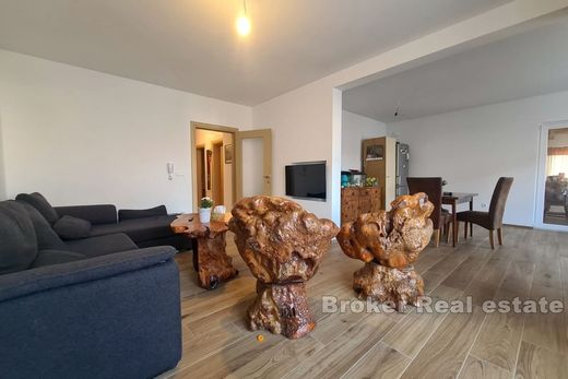 Appartamento a Čiovo, Grad Trogir