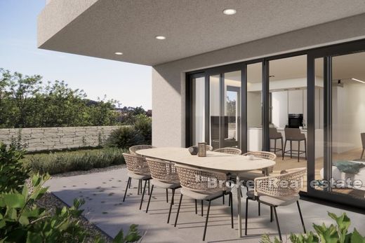 Apartment / Etagenwohnung in Rovinjsko Selo, Grad Rovinj