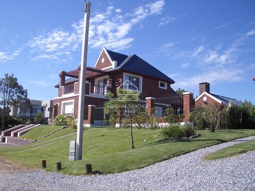 Dom jednorodzinny w Punta Ballena, Maldonado