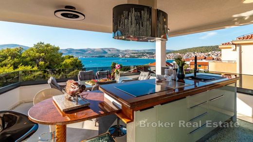 Villa en Čiovo, Grad Trogir