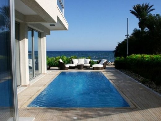 Villa for sale in Pýla
