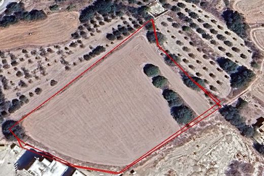 Land for sale in Geroskípou (quarter)