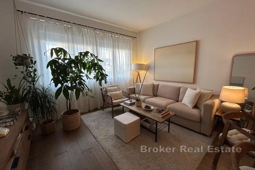 Apartment / Etagenwohnung in Split, Grad Split