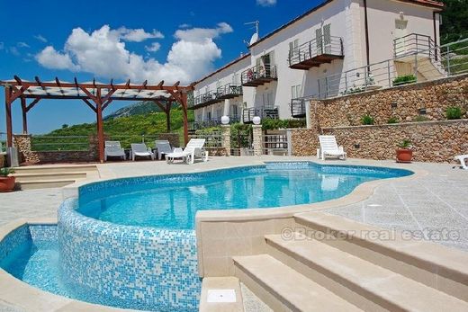 Villa en Brac, Split-Dalmatia