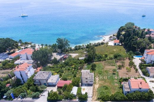 Çatı katı Kaštel Sućurac, Kaštela