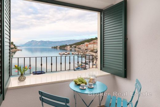 Villa - Brac, Split-Dalmatia