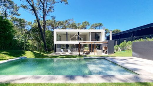 Detached House in Punta del Este, Punta Del Este