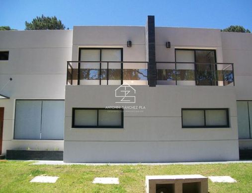Casa Independente - Punta Ballena, Maldonado