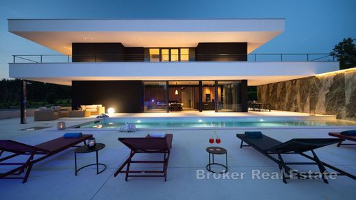 Villa in Umag, Grad Umag