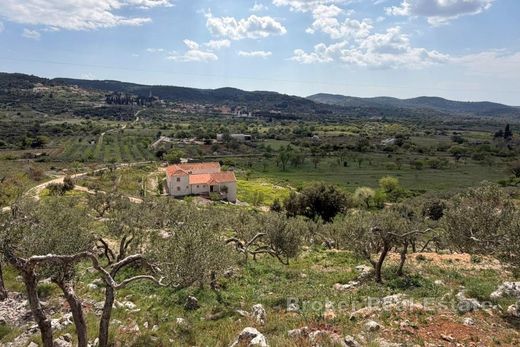 Villa in Brac, Split-Dalmatia