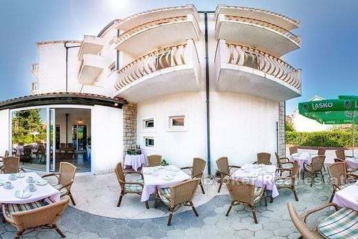 Brac, Split-Dalmatiaのホテル