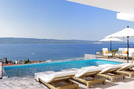 Omiš, Grad Omišのヴィラ