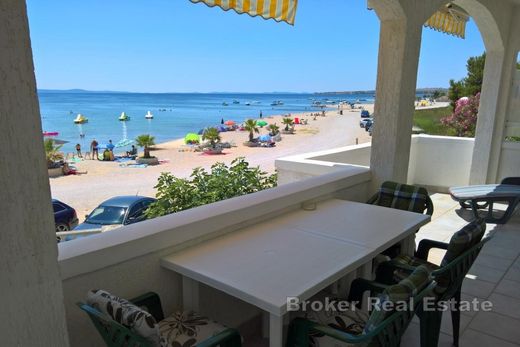 Piso / Apartamento en Vir, Zadar