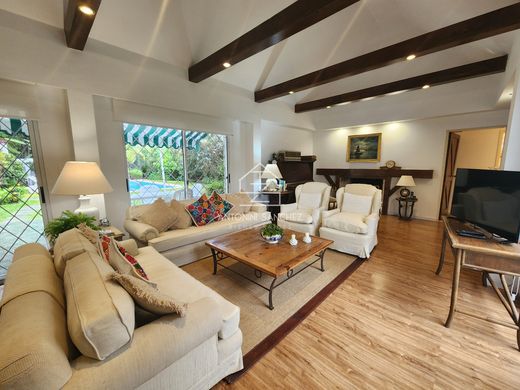 Detached House in Punta del Este, Punta Del Este