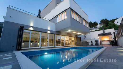 Villa Split, Grad Split