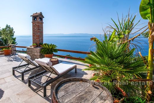 Villa Brac, Split-Dalmatia