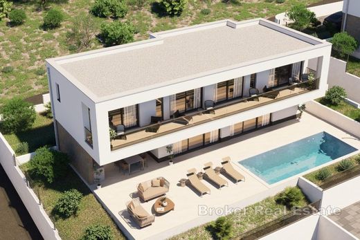 Villa en Trogir, Grad Trogir