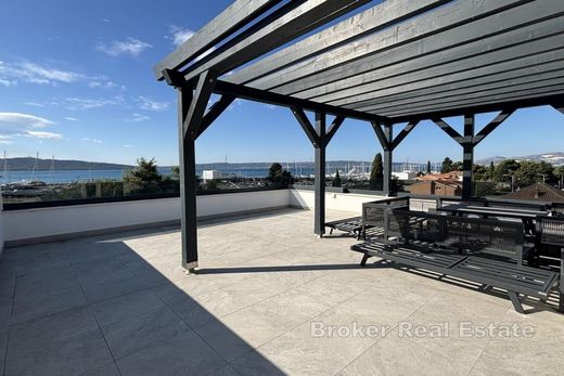 Appartement in Kaštel Sućurac, Kaštela