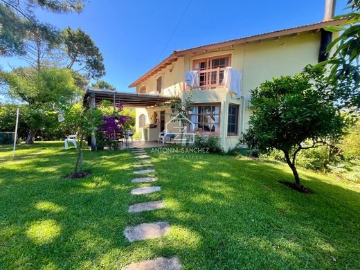 Einfamilienhaus in Punta Ballena, Maldonado