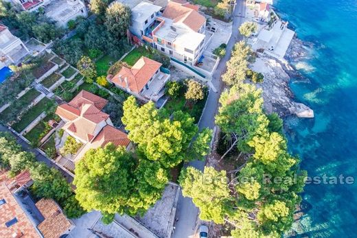 Villa a Brac, Split-Dalmatia