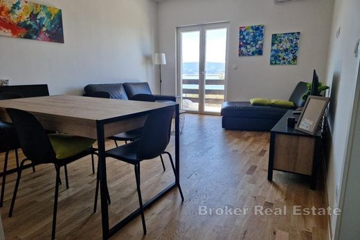 Apartment in Omiš, Grad Omiš