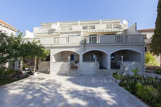Villa in Brac, Split-Dalmatia