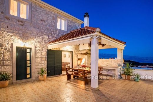 Villa Brac, Split-Dalmatia