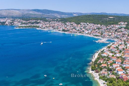 Oficina en Čiovo, Grad Trogir