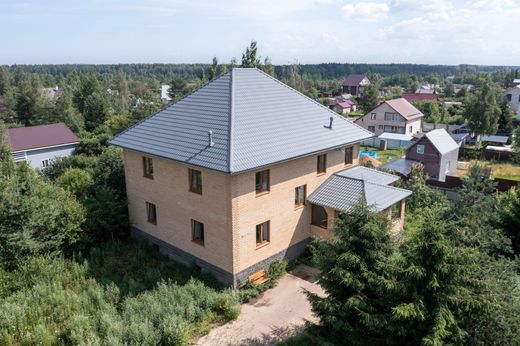 Πολυτελή κατοικία σε Shcheglovo, Leningrad Oblast