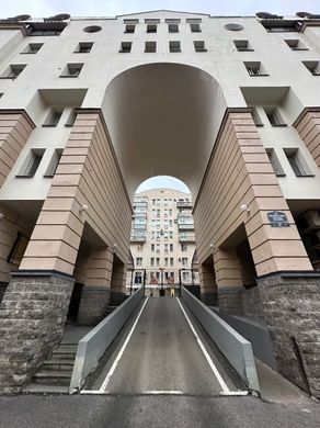 Apartment / Etagenwohnung in Sankt Petersburg, Sankt-Peterburg