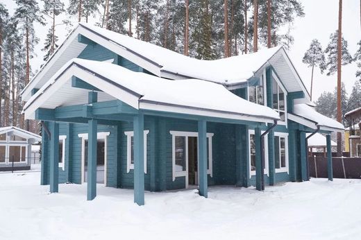 Casa di lusso a Roshchino, Vyborgskiy Rayon