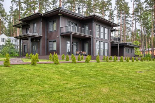 Maison de luxe à Peski, Leningrad Oblast