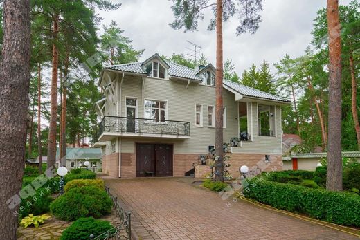 Casa di lusso a Vsevolozhsk, Leningrad Oblast