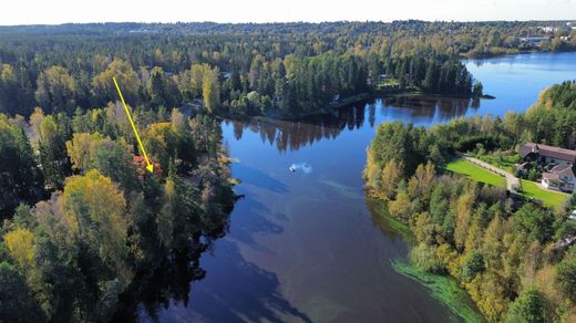 Land in Roshchino, Vyborgskiy Rayon