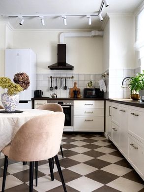 Apartment / Etagenwohnung in Sankt Petersburg, Sankt-Peterburg