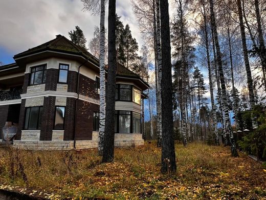 Maison de luxe à Sertolovo, Leningrad Oblast