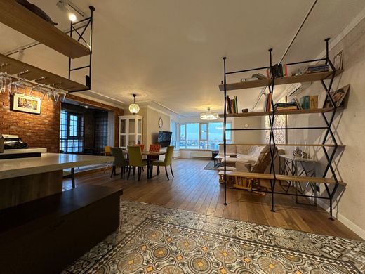 아파트 / 상트페테르부르크, Sankt-Peterburg