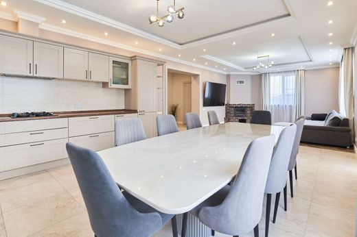 Luxury home in Landyshi, Leningrad
